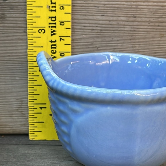 Vintage Blue Bundle of 2 :: Basketweave Dish and Baby Shoe Planter - Picture 8 of 11